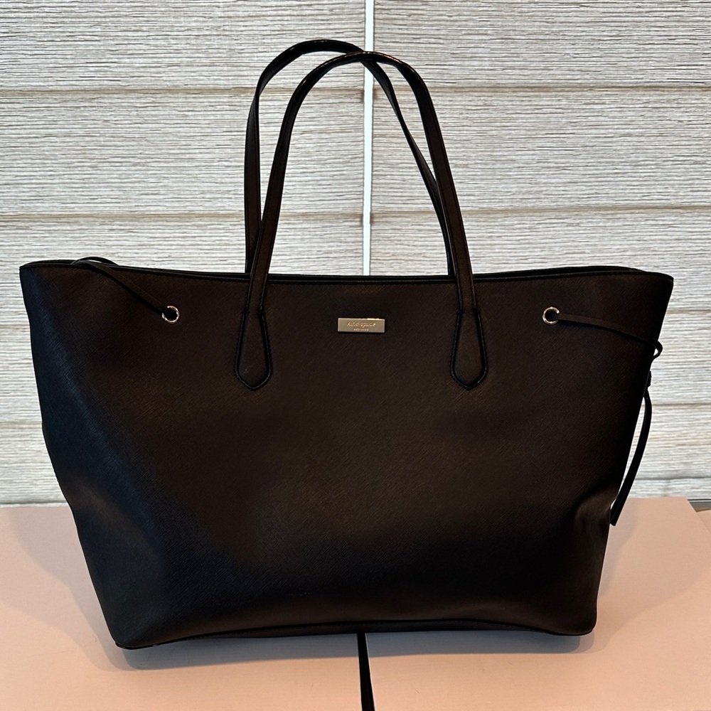 Kate spade Elegant Black Tote